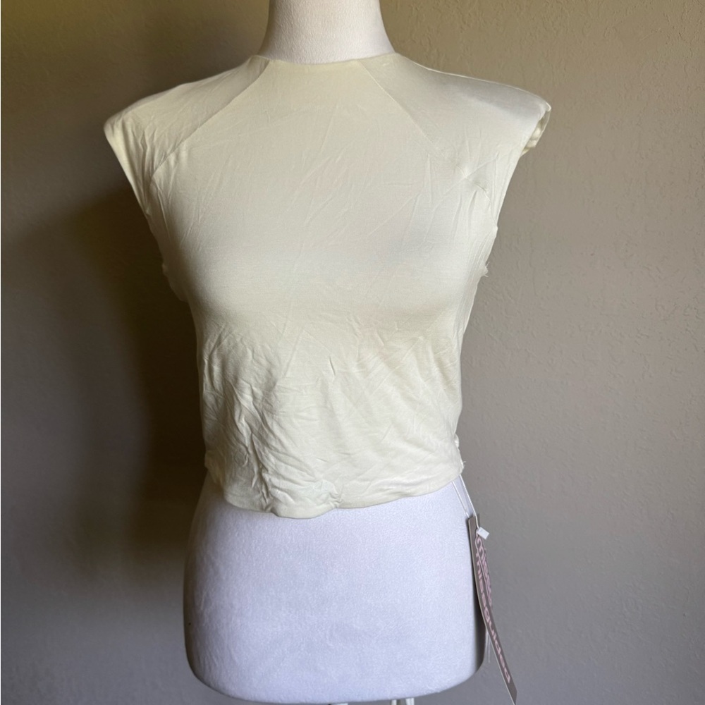 NWT Missguided Cream Cut Out Back Short Sleeve Crop Blouse Womens XS Coquette